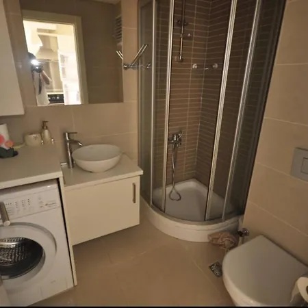 Отель Nezih Towers Стамбул